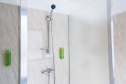 Odkryj nowe trendy w aranżacji łazienki - Kabiny prysznicowe jako centralny punkt przestrzeni